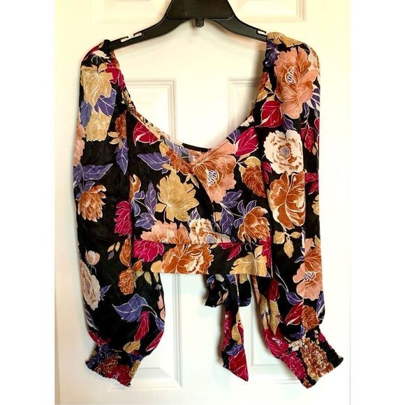 BOG BAND OF THE FREE - NWT - L Sz S “Camille “ Black Berry Crossover Crop Top - Picture 14 of 16